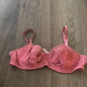 Victoria’s Secret unlined bra